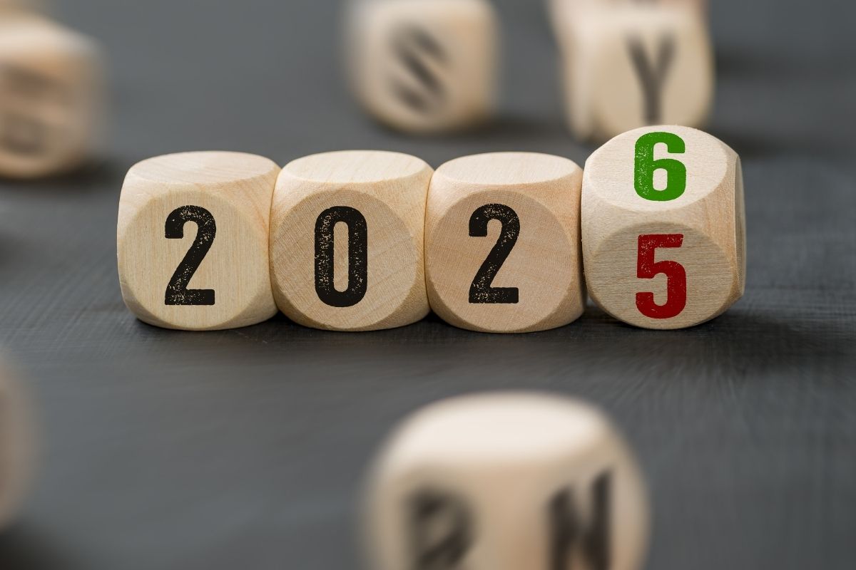 Wooden blocks showing 2025 changing to 2026 - year-end reset and nervous system optimization at Thrive Chiropractic Topeka